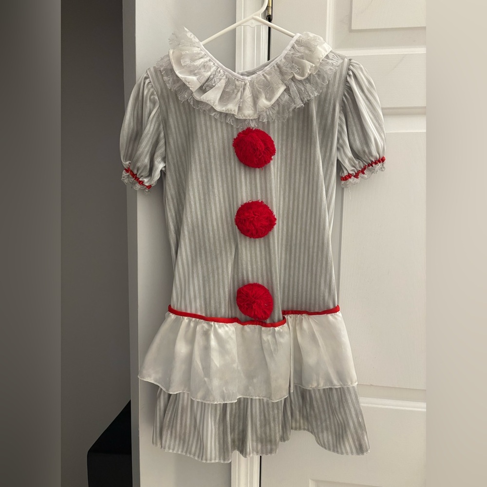 Pennywise Costume Size Kids Large